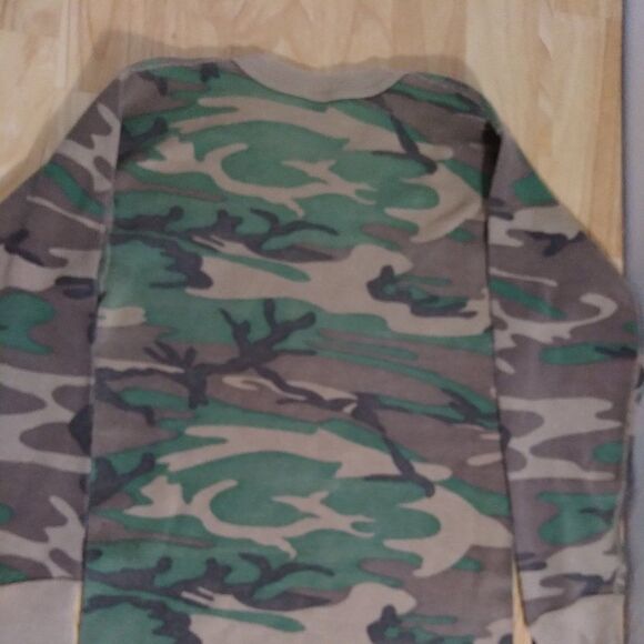 Vintage 80s Field & Stream Camouflage Thermal Knit Shirt - Picture 6 of 7